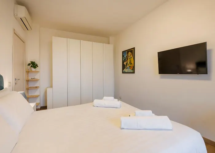 Διαμέρισμα Modica, 16 - Near Iulm *