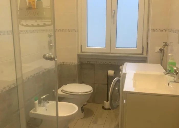 Accogliente Casetta A A Due Passi Dalla Metro Tolstoi * Milan