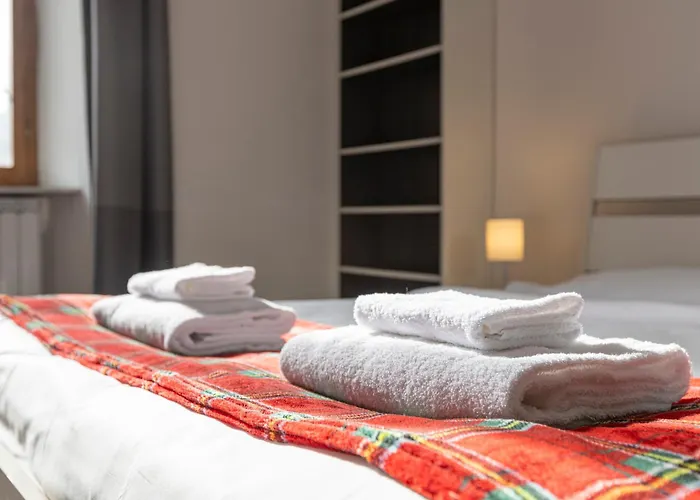 Porta Romana District - New Bright Apartamento