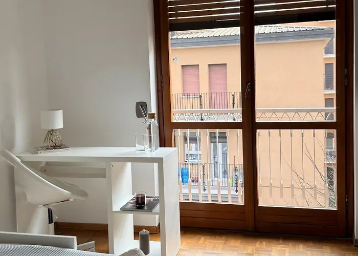 Private Room In Shared Home Apartman *