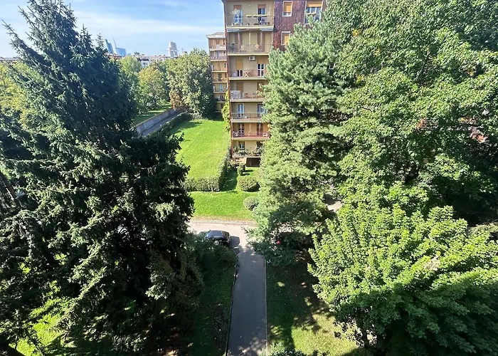 Eden Maison * Μιλάνο