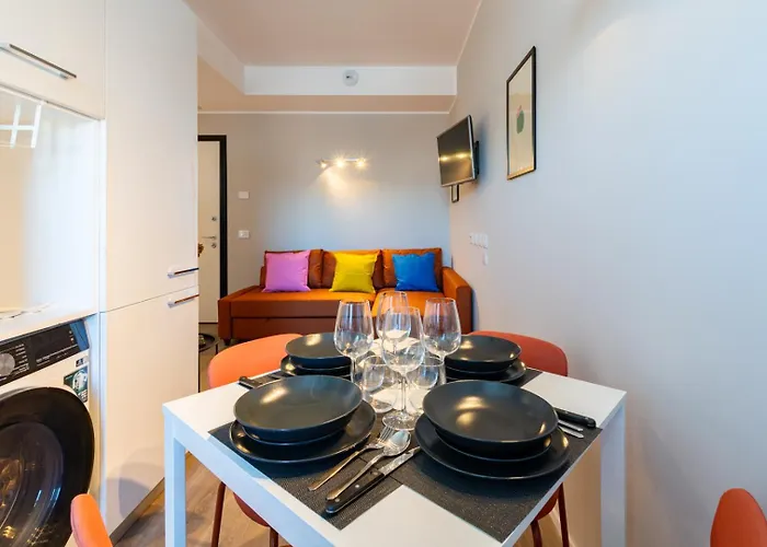 Ieo Area - Duomo 15 Min - New And Bright 아파트