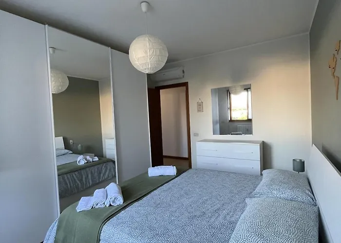 Duo Living, Spacious Comfortable 5 Minutes From Lancetti *