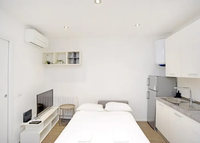 Apartament Colonne San Lorenzo Walk To Duomo & Navigli *