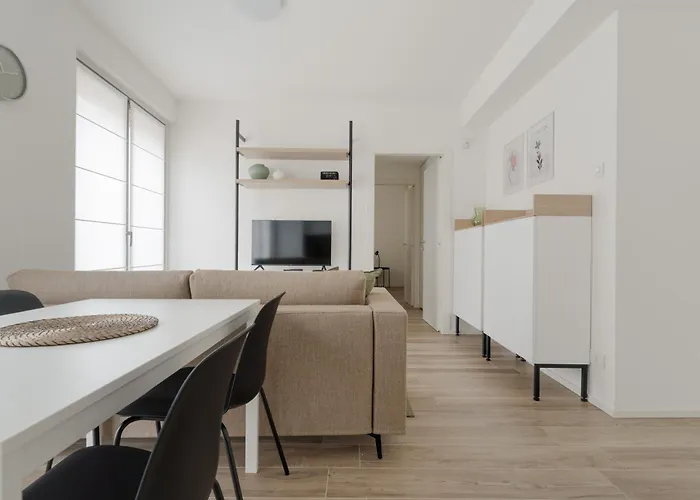 Guesthost - Modern In Moscova Appartement *