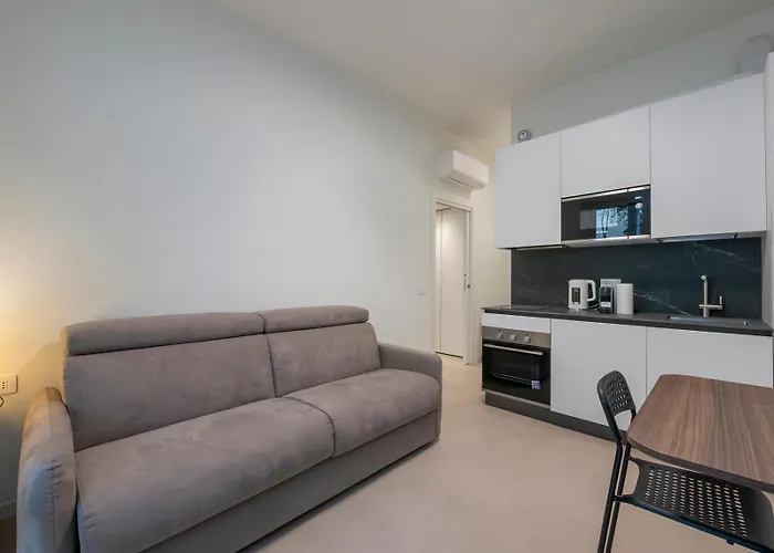 Apartament I-host - Modern 1br With Balcony Near Sempione Mediolan