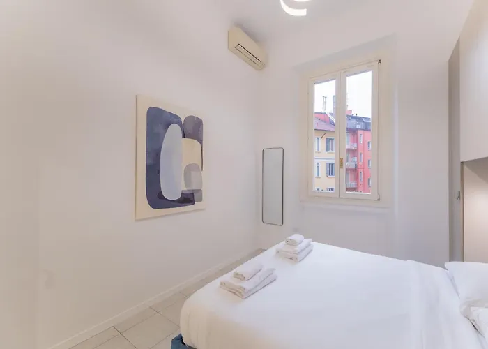 Porta Romana Gateway - New Roomy Apartman