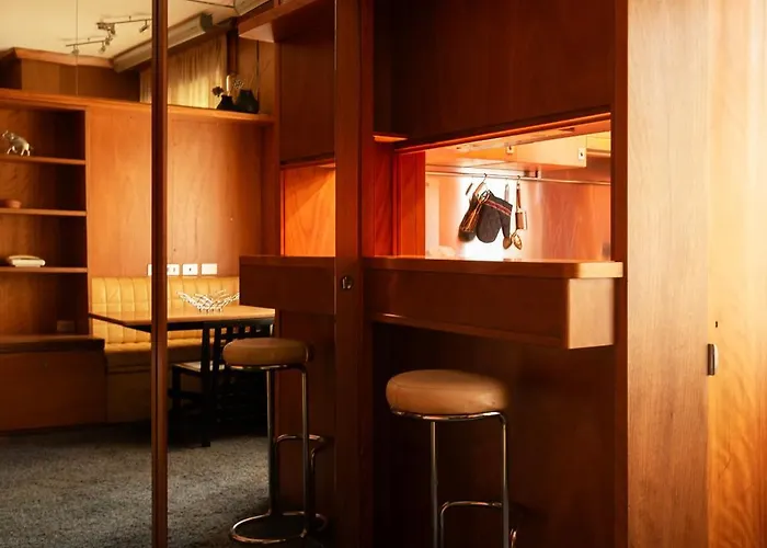 Youhosty - Ravizza Wood 22 米兰