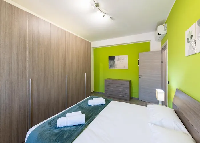 Bright And Quiet - Elegant *