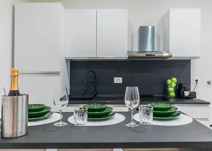 Garden M3 Duomo 12 Min 밀라노