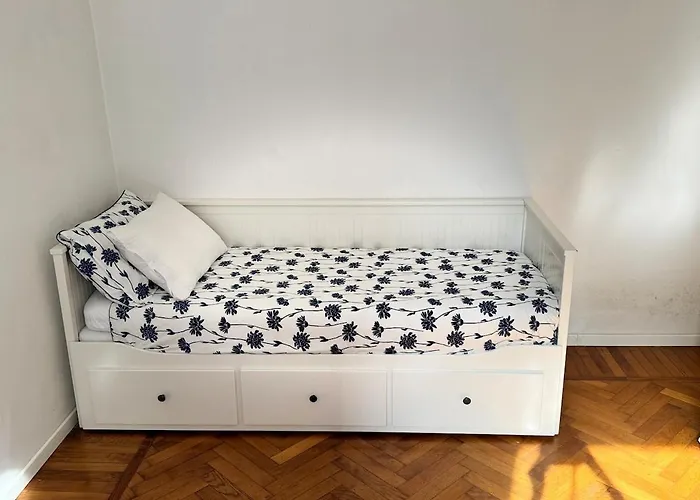 Casarudy-2 Bedrooms & Bathrooms Station Milan