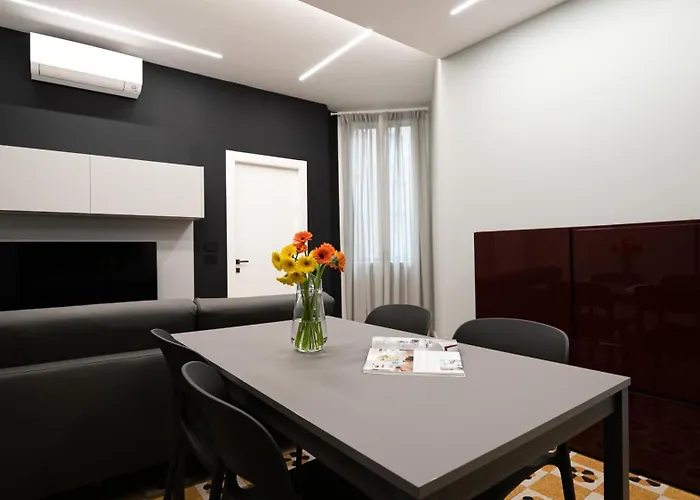 Italianway Comfort - Monte Nevoso 8 *