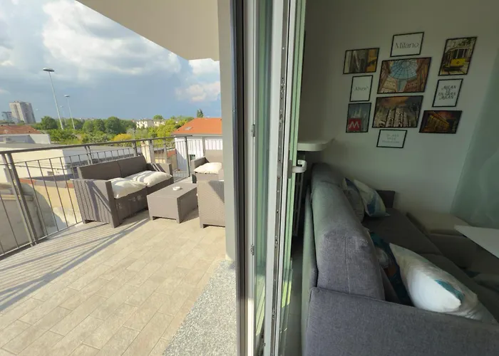 10 Minutes From Fiera With Large Terrace *