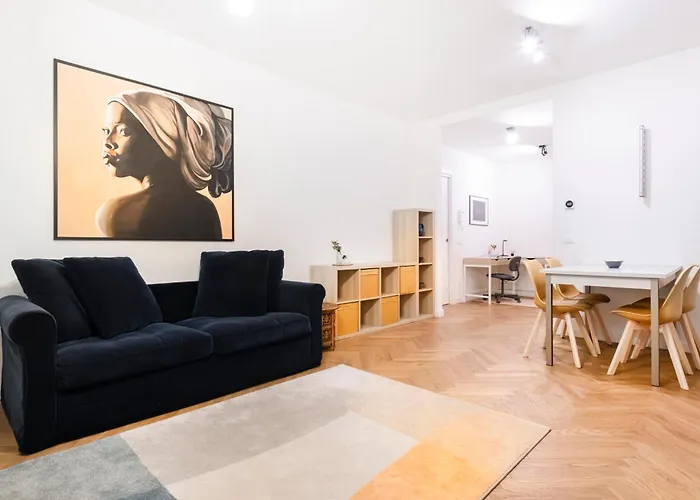 Easylife - - San Gregorio 3 F - P Venezia * Milán