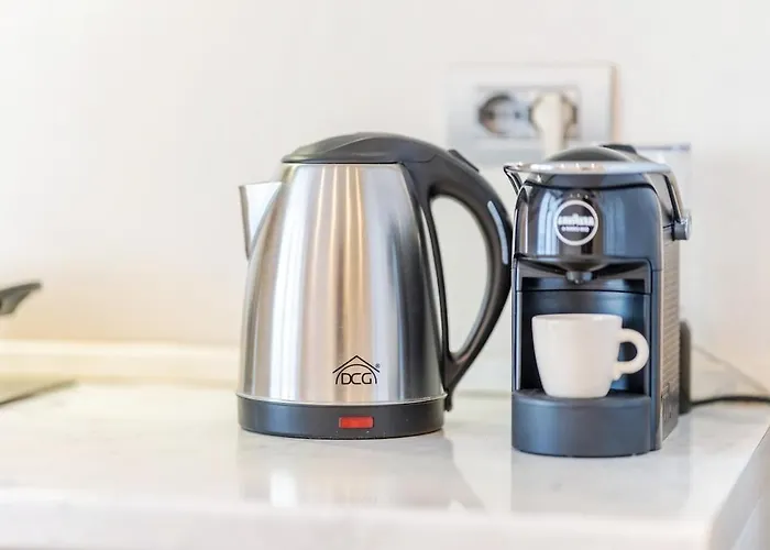 Daire Station - Private Terrace, Netflix & Wi-fi