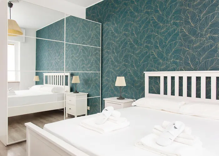 Corvetto Modern - Steps From M3 Corvetto *