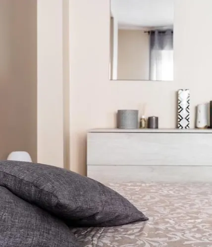 Amundsen House San Siro Wi-fi - M1 M5 Апартаменты *