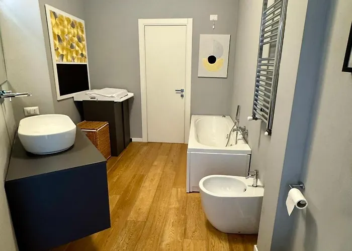 Casa Oriani - Modern In The Heart Of Apartment