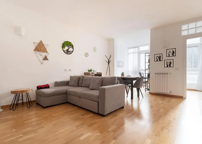 아파트 Guesthost - Modern In Corvetto 밀라노