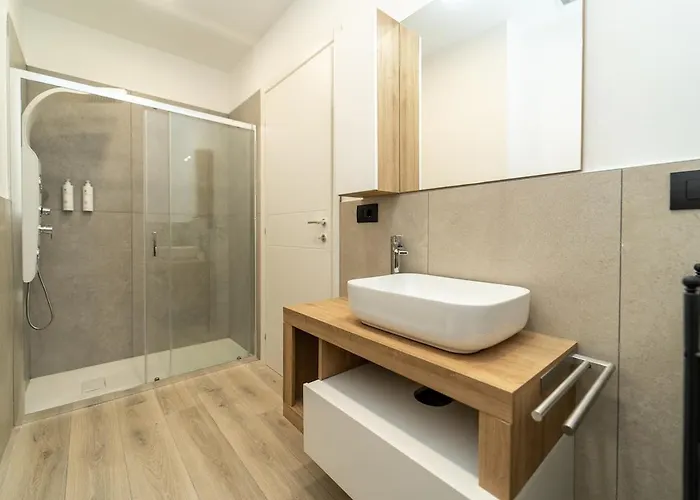 Cozy With Wifi And Ac & Parking Apartment