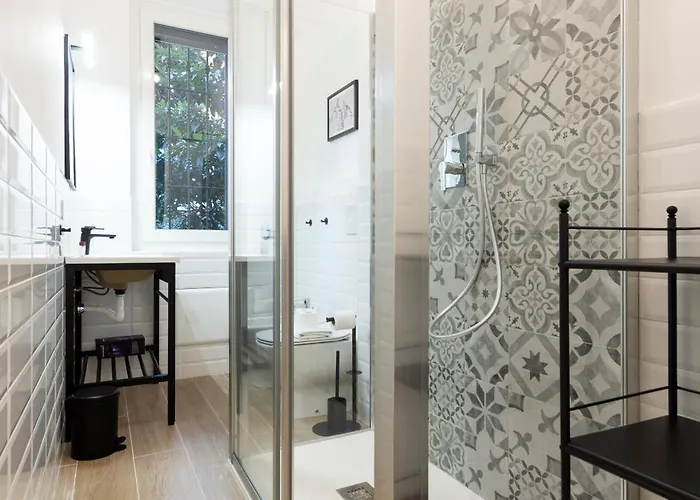 I-host - Sangro Apartman Milánó