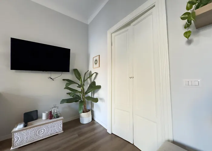Corte Di Mi - Station & Loreto, شقة