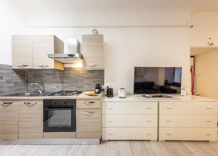 Dergano Bilocale Luminoso Vicino Metro M3 * 밀라노