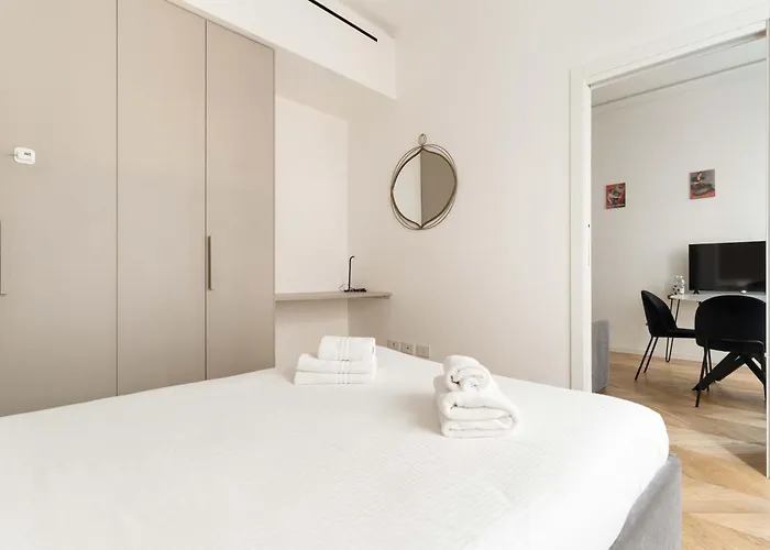 Unione Boutique - 1min From Duomo Apartman *