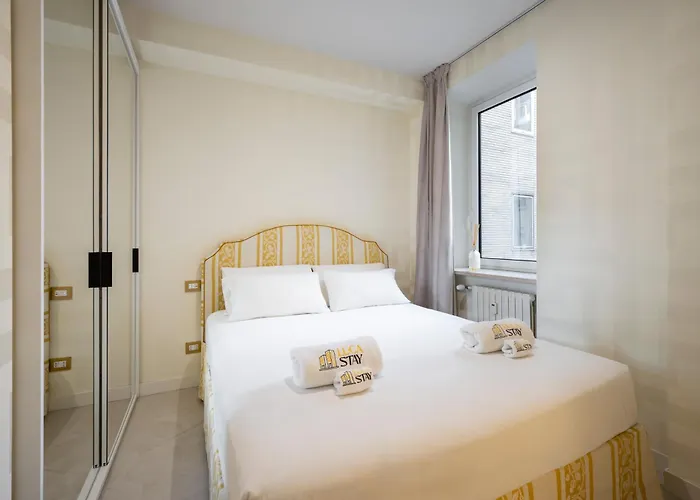 Apartment Luca Duomo Versace