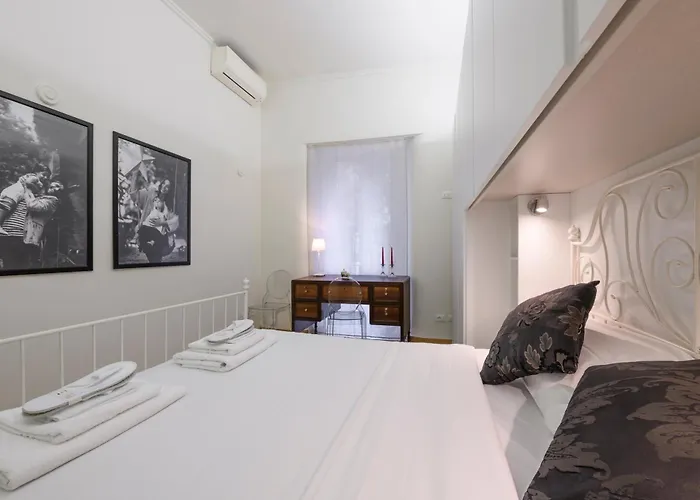 Costanza - 7sundays Milán