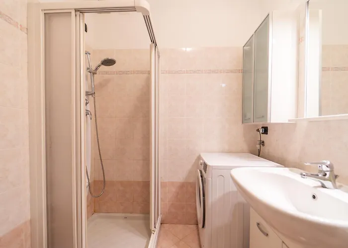 Moderno Con Garage, Wi-fi, Aria Condizionata E Terrazzo *