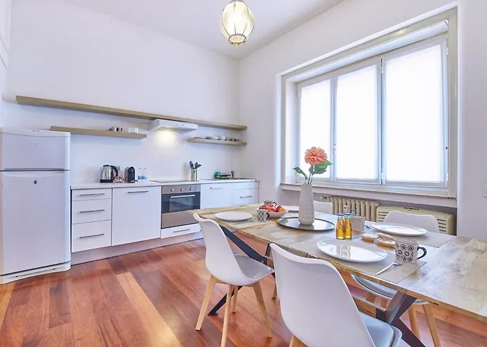 Porta Nuova Luxury 8 Minutes From The Duomo, With Ac And Wifi Apartmán