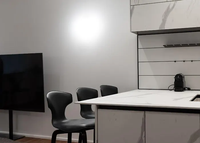 Raffinato Trilocale Tra Brera E Il Duomo *