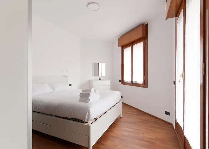 Апартаменты Guesthost - Cozy In Citta Studi