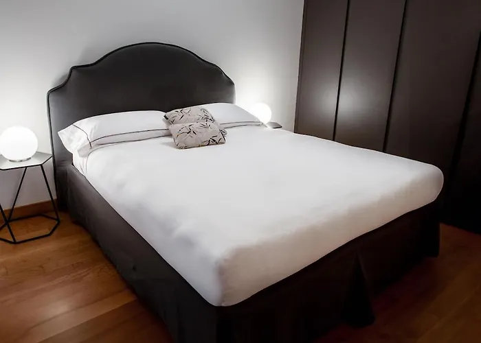 One-bedroom Unit G With Park View * 밀라노