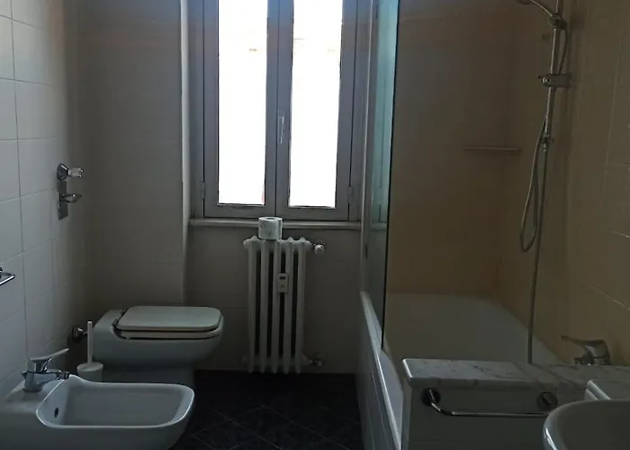 Apartmán 15 Min From The Cathedral, Spacious, Bright, Elevator, Wi-fi Milán