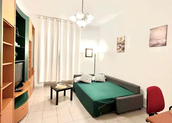 Three-room 2 Bedrooms With Balcony 2 Min From Mediolan