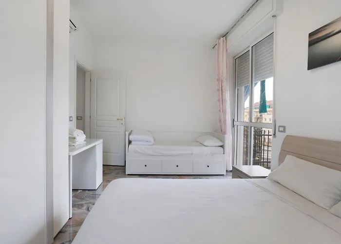 Quadrilocale Luminoso Con Balcone * Milan