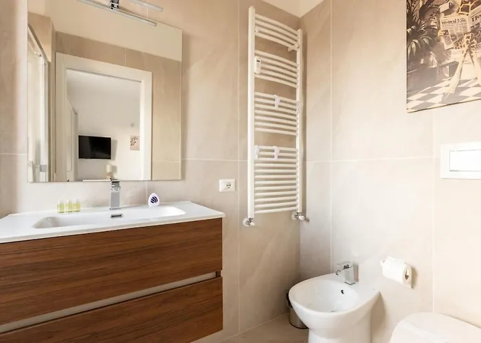 Bdc - With Parking! Milánó