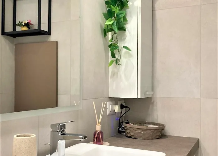 Apartment Splendido Monolocale Moderno - Wifi E Ac - Cortina *