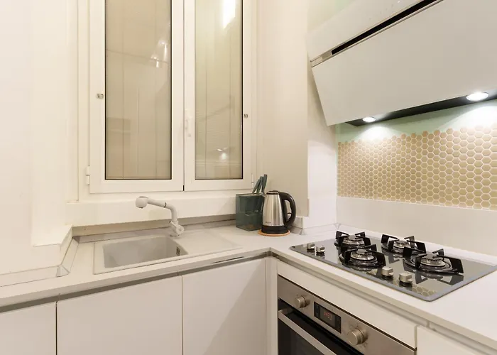 Charming Near M1 Loreto And Iconic Tram 1 To Center Apartment *