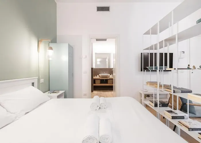 Easylife - - Pergola 5 - Isola * Milan