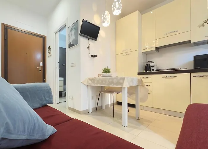 Homeby, Casa Marianna * Milánó