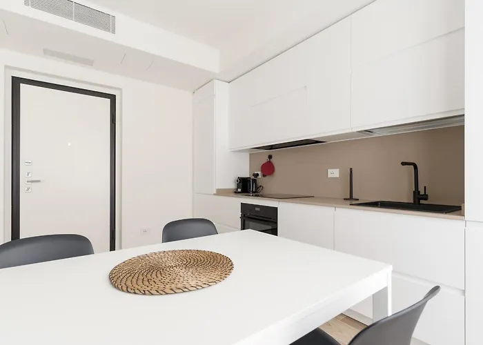 Guesthost - Modern In Moscova Appartement