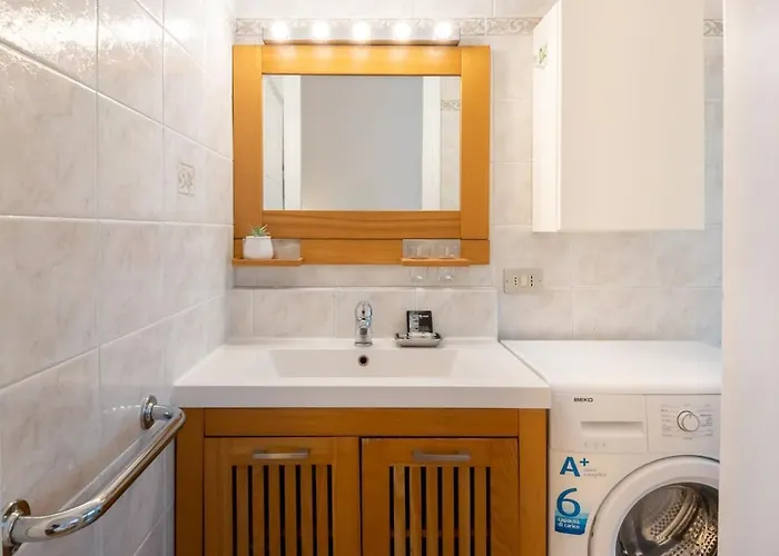 Parking, 2 Min To Metro, 8 Min To Rho Fair Apartment Mailand