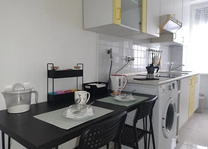 The Argonne Retreat- Linate & Duomo Direct Apartment *