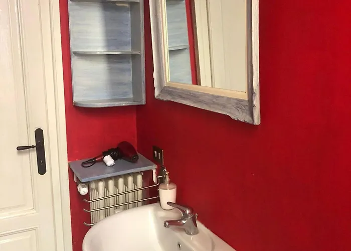 Cozy Three Close To Porta Venezia