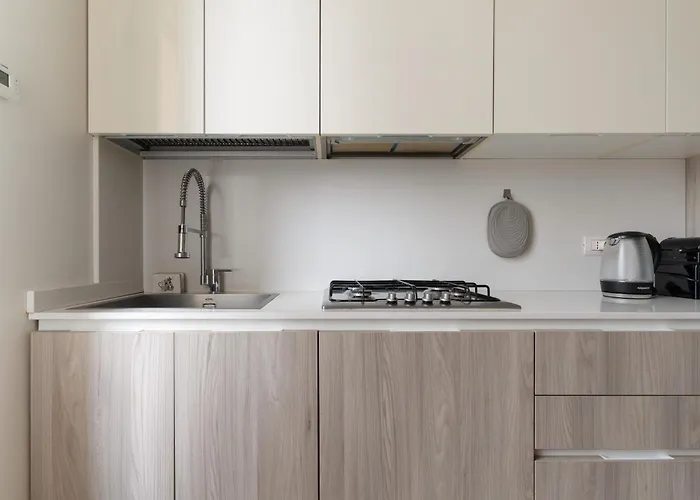 Guesthost - Stylish In Porta Romana Milano