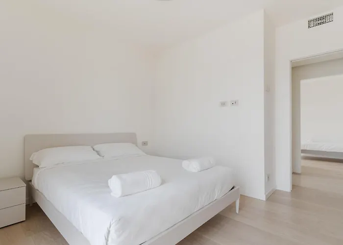 Guesthost - Lambrate Modern Flat With Terrace