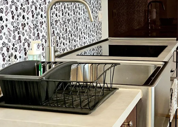 Modern Loft A Few Stops From The Center Milano